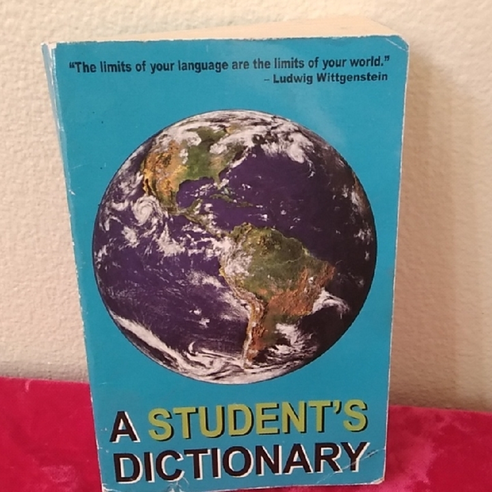 D- A Student's Dictionary with Earth Cover